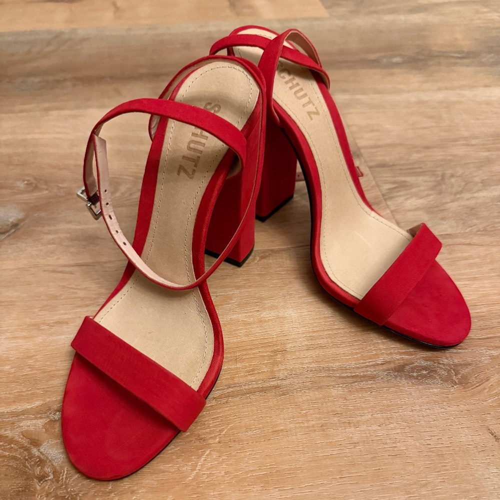 Shultz red heels - like new